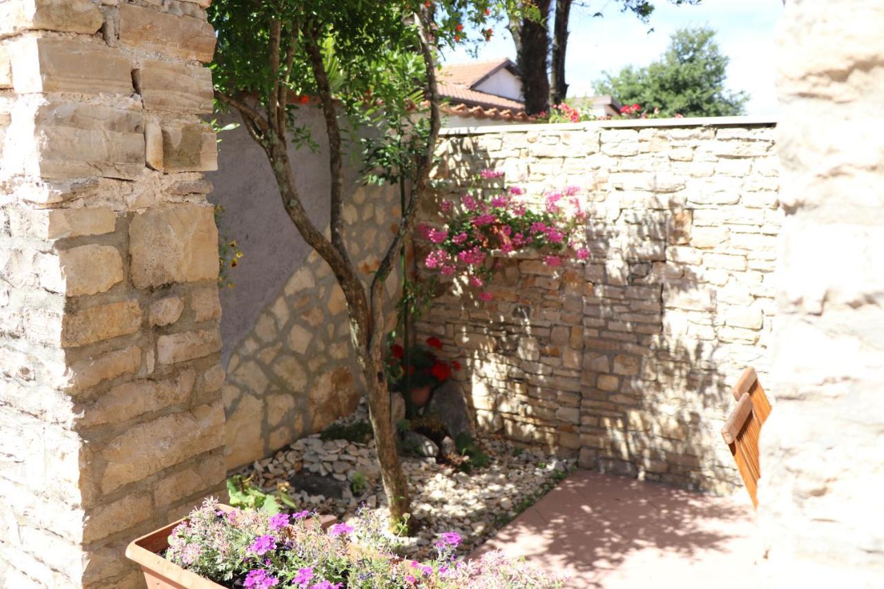Apartment Sole Poreč Dış mekan fotoğraf
