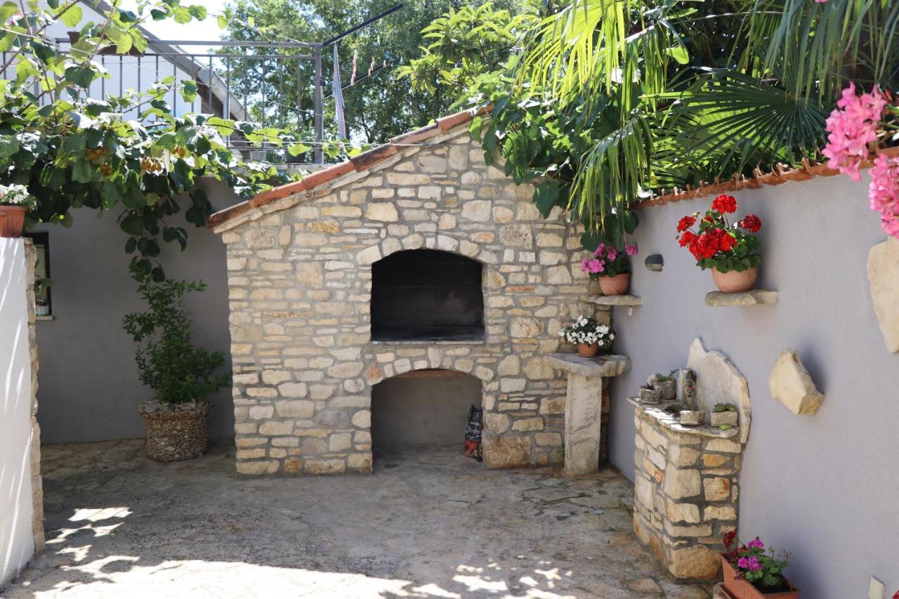 Apartment Sole Poreč Dış mekan fotoğraf